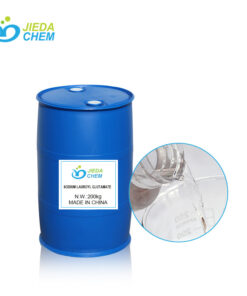 200kg blue drum of Sodium lauroyl glutamate, next to a scene of clear liquid being poured into a beaker